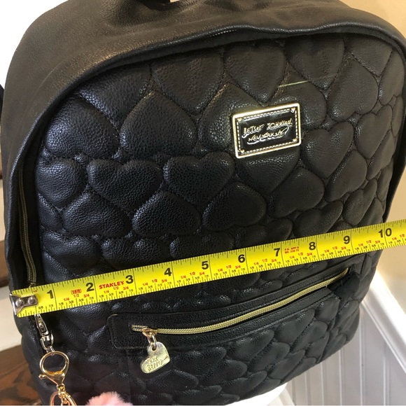 BETSEY JOHNSON Quilted Black Heart Backpack Floral Lining & NEW Pom Pom Heart - Picture 10 of 15